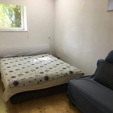 Apartment 30' Bus/train To Vienna, Lange Flat, Min.4 Nights